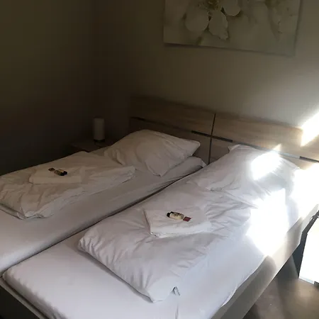Homeport Hostel-3
